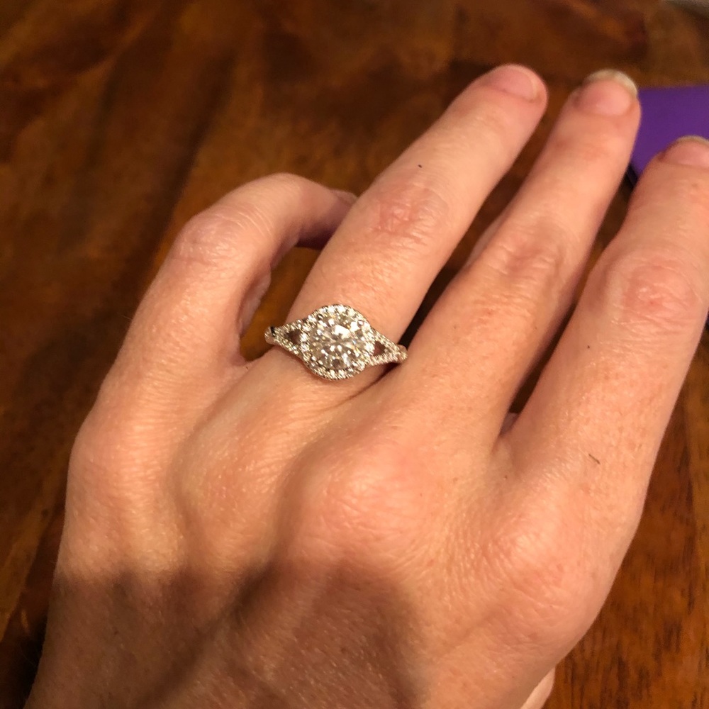 1.5ct D, VVS1 Moissanite Halo Ring - Picture 4 of 8
